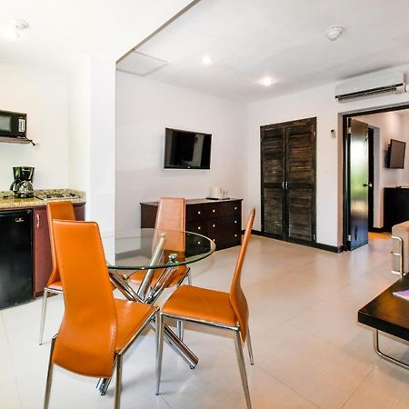 Talk Of The Town Beach Hotel & Beach Club By Gh Hoteles Oranjestad Zewnętrze zdjęcie