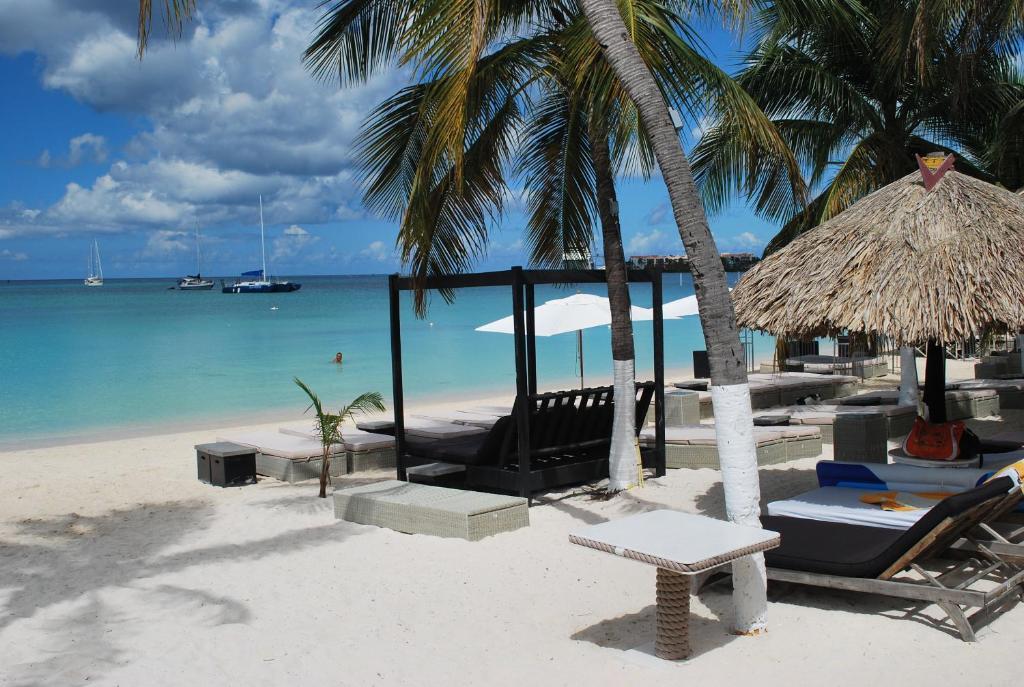 Talk Of The Town Beach Hotel & Beach Club By Gh Hoteles Oranjestad Zewnętrze zdjęcie