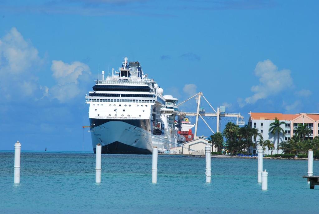 Talk Of The Town Beach Hotel & Beach Club By Gh Hoteles Oranjestad Zewnętrze zdjęcie
